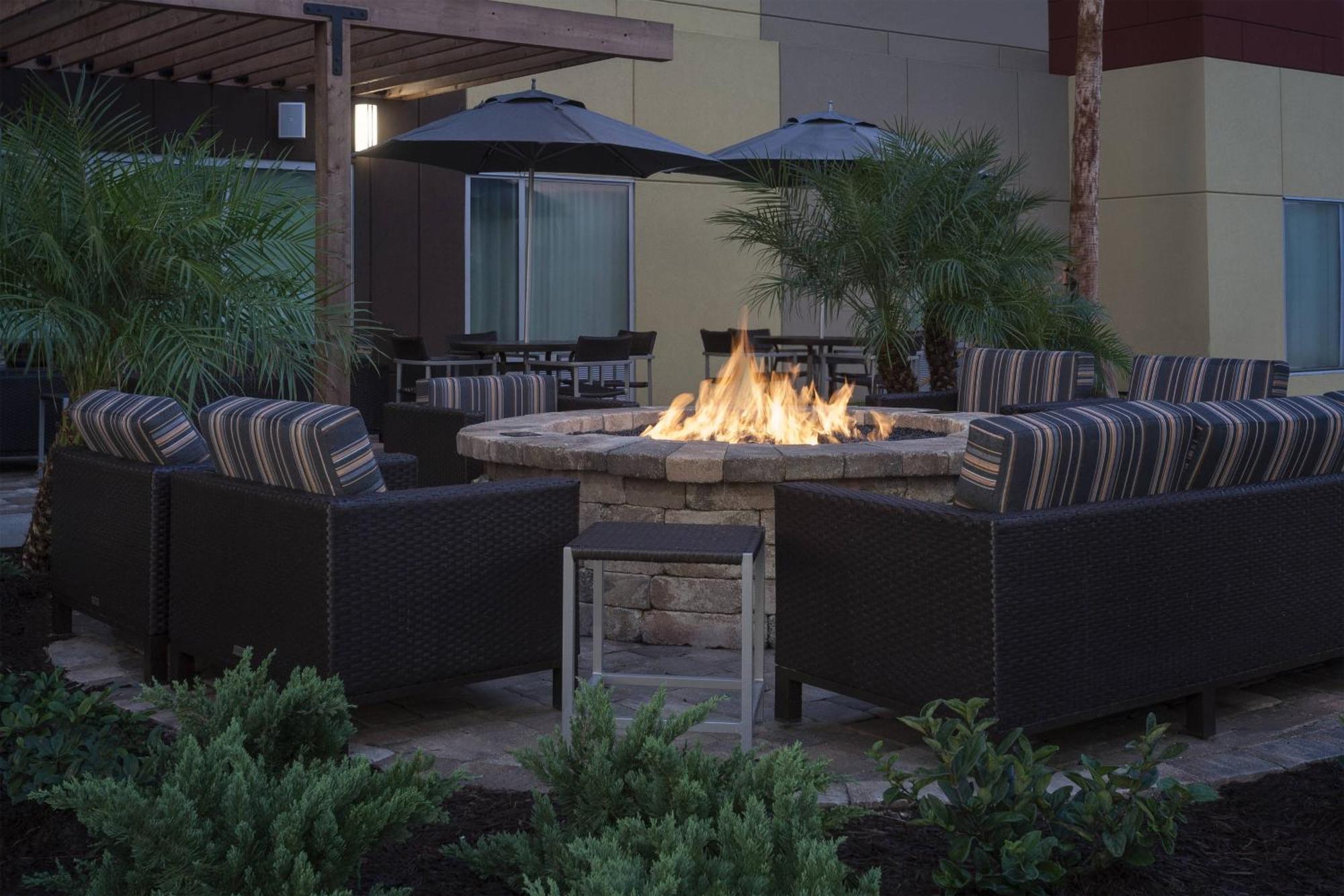 Towneplace Suites By Marriott Titusville Kennedy Space Center Kültér fotó